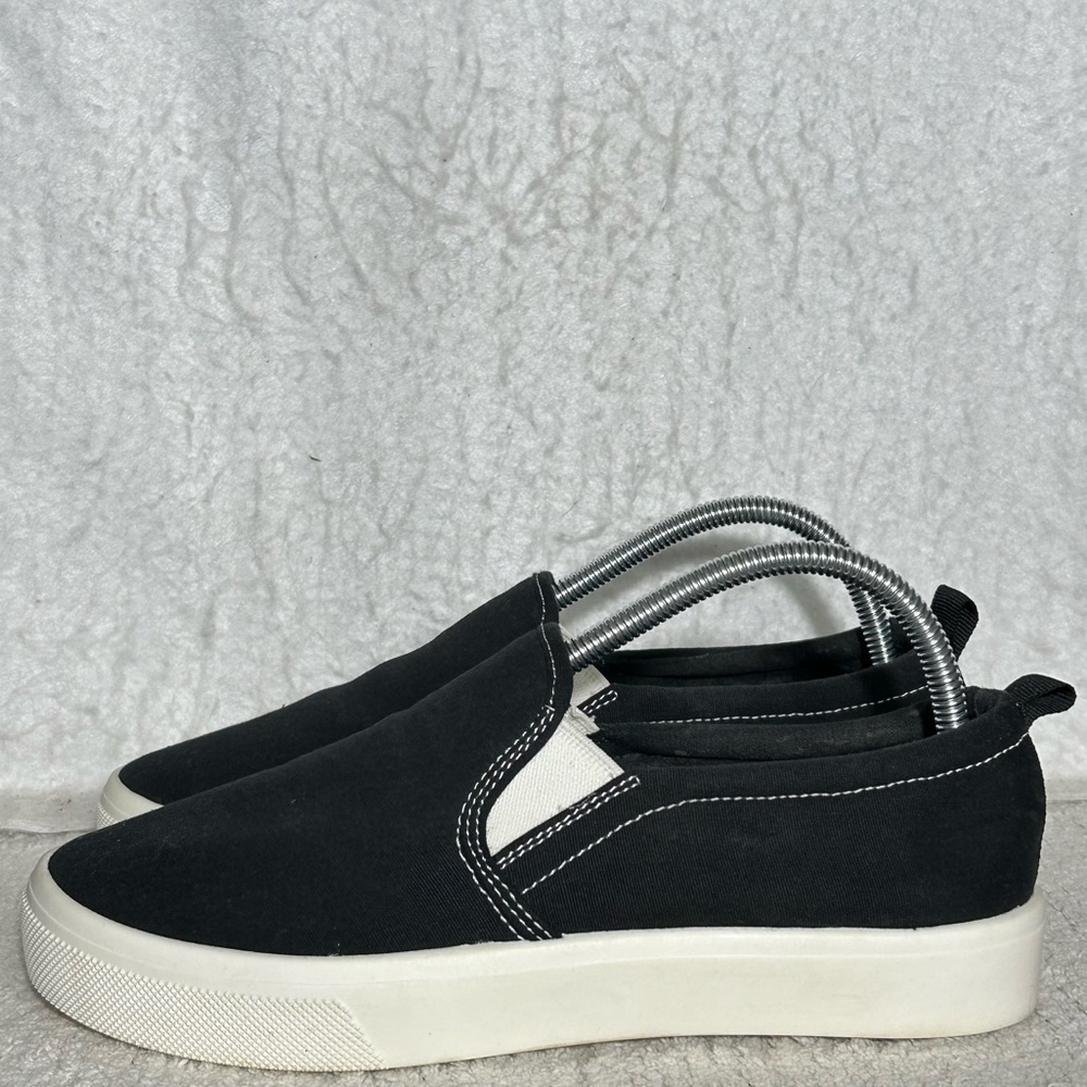 Skechers Womens Black Poppy 2.0 Canvas Casual Slip On Sneakers Shoes SZ 9.5 - Picture 2 of 11